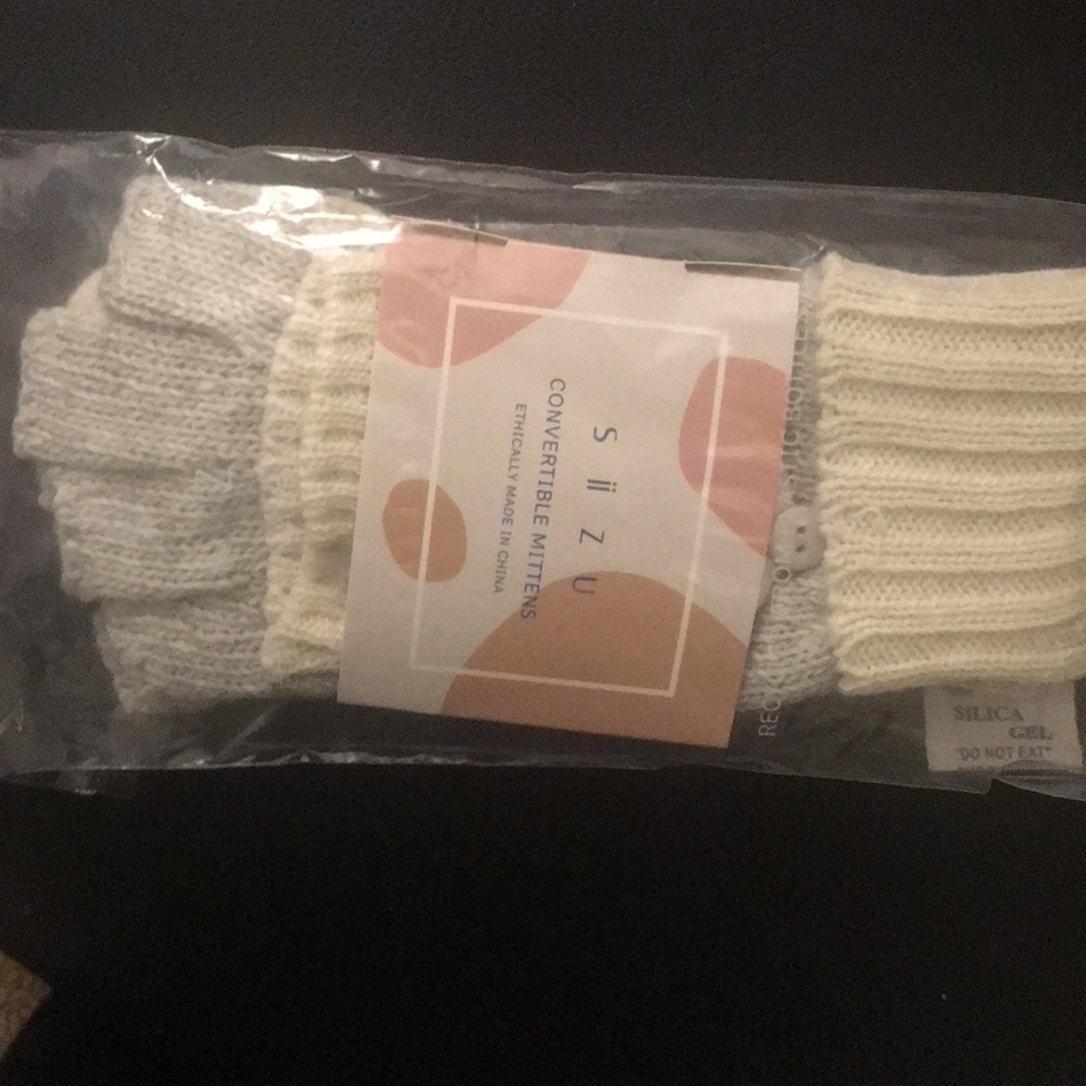 Siizu Convertible Mittens!